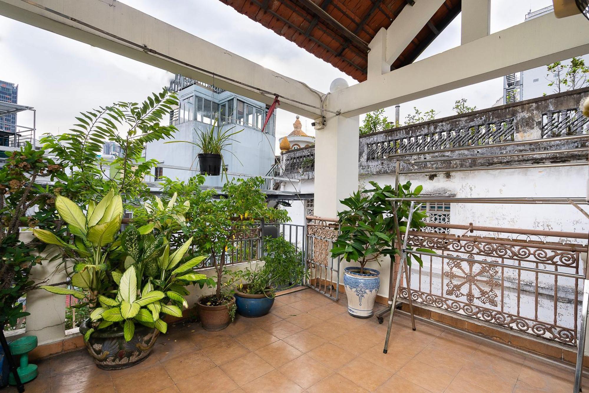A Little Saigon Hotel - Bui Vien Walking Street Ho Chi Minh-staden Exteriör bild