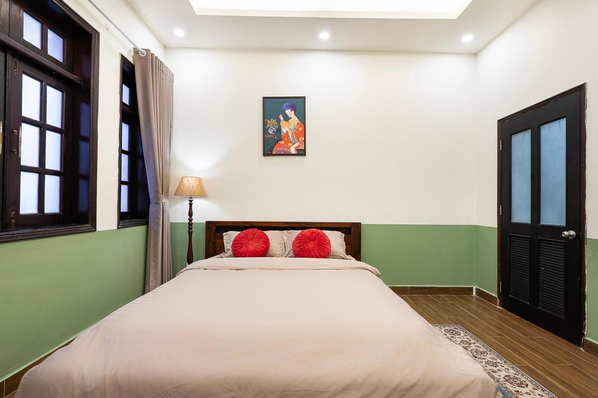 A Little Saigon Hotel - Bui Vien Walking Street Ho Chi Minh-staden Exteriör bild