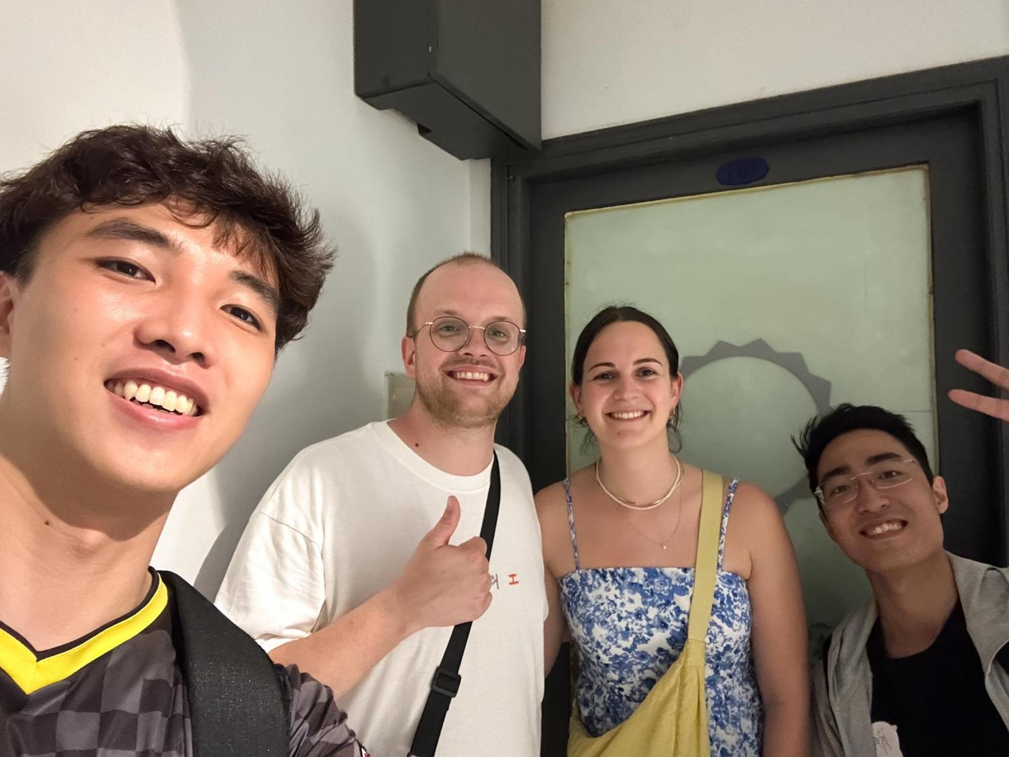 A Little Saigon Hotel - Bui Vien Walking Street Ho Chi Minh-staden Exteriör bild