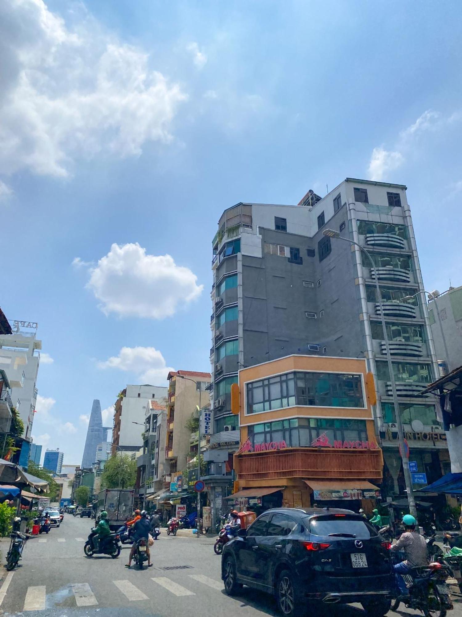 A Little Saigon Hotel - Bui Vien Walking Street Ho Chi Minh-staden Exteriör bild